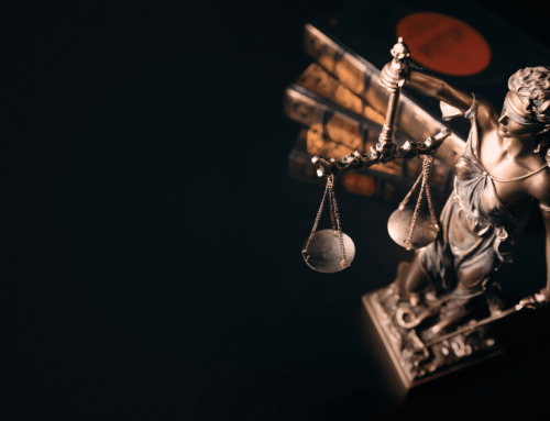 Buitengerechtelijke proces t.o.v. direct procederen